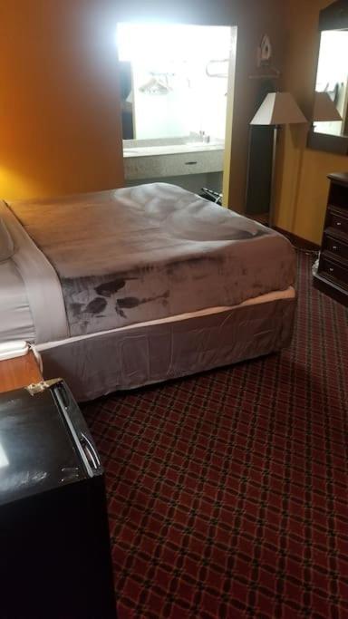 Hotel King Bed Room 236 Booking Stillwater Exterior photo